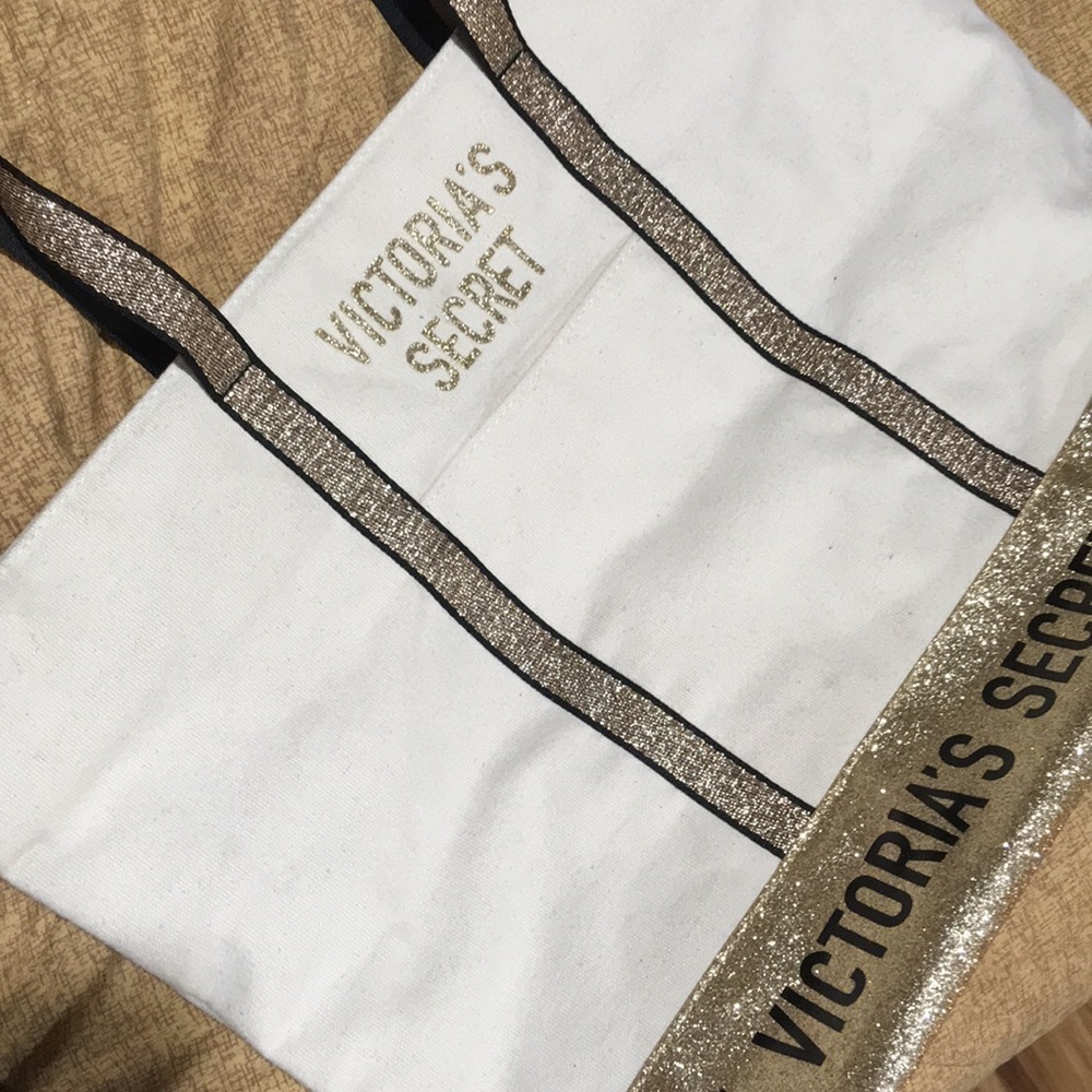 Victoria’s Secret tote bag